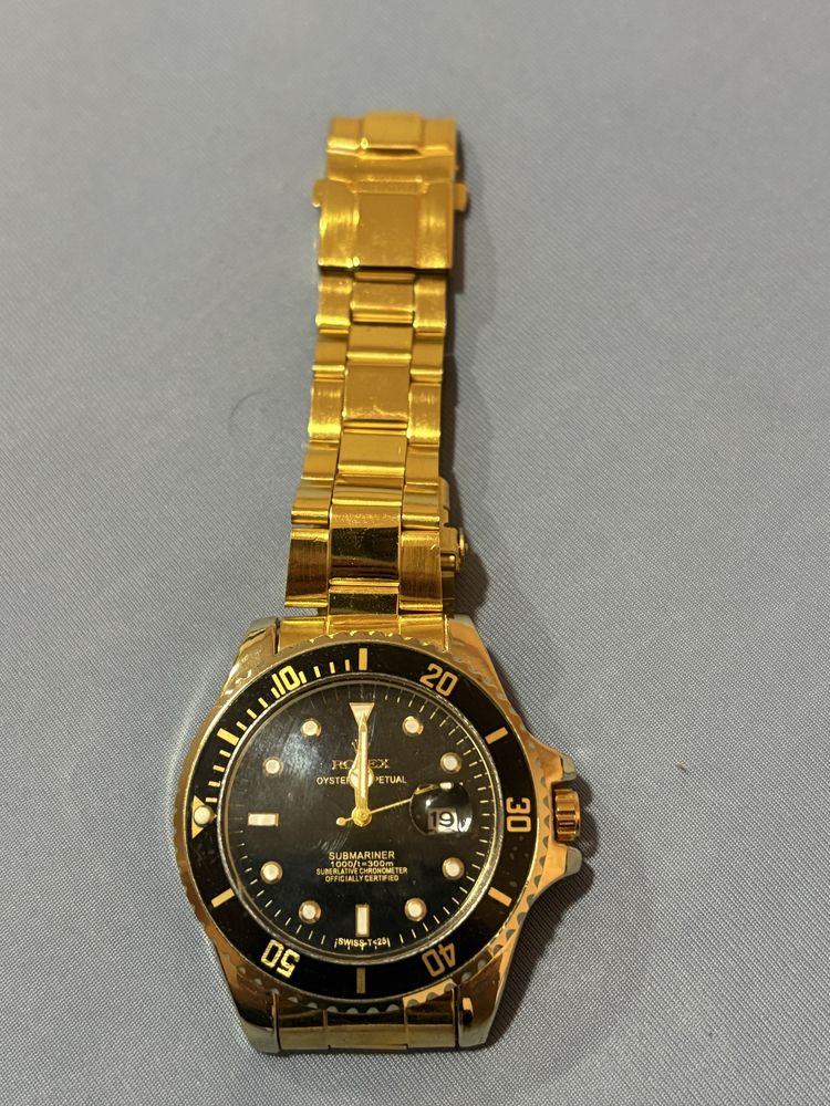 Продавам нов часовник Rolex Submariner (НА ТОП ЦЕНА!)
