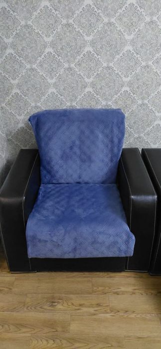 Год назад купил. Состояние отличное.