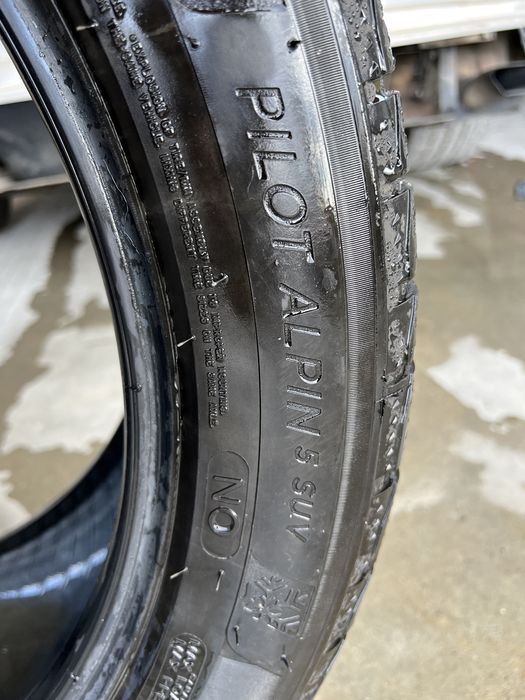 Гуми BMW X 5'6 спорт пакет 275.45.20,305.40.20