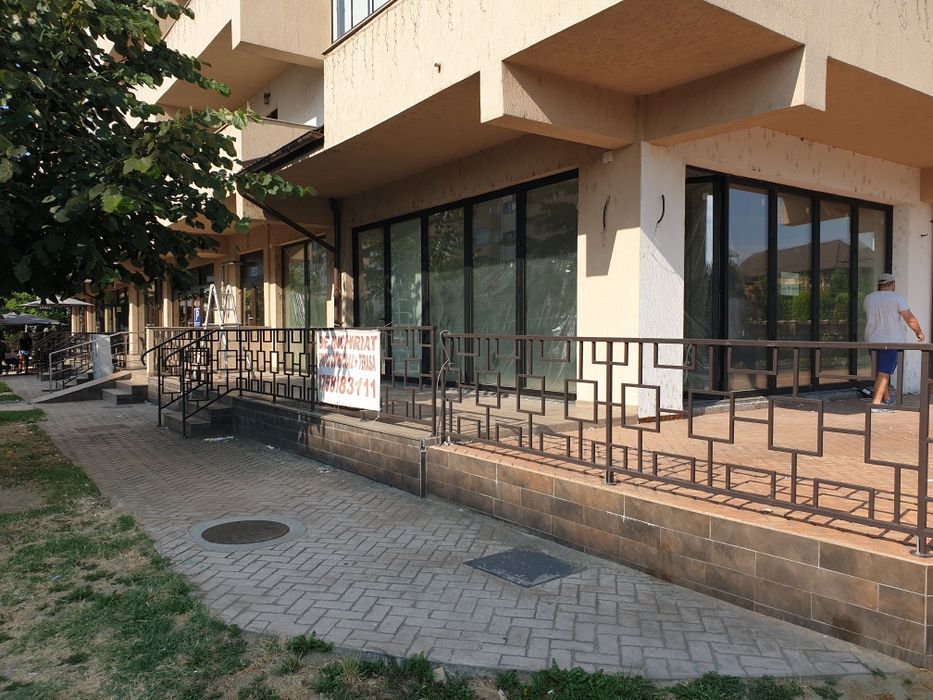 Spatiu comercial 62 mp+ terasa 70 mp-Dem Radulescu