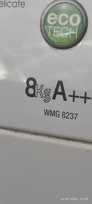Продавам пералня Hotpoin Ariston WMG 8237,за части