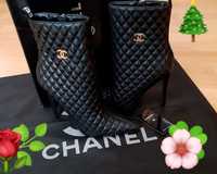 Botine Chanel new model import Franța ,logo metalic auriu ,saculet,