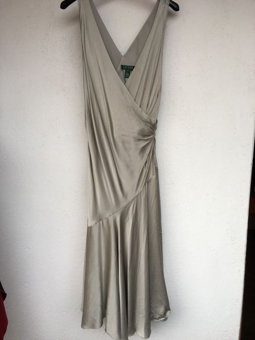 Празнични Рокли в М размер