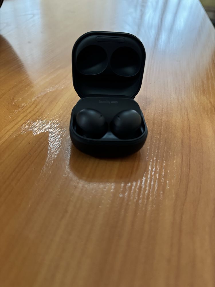 Galaxy Buds2 Pro в хорошем состоянии