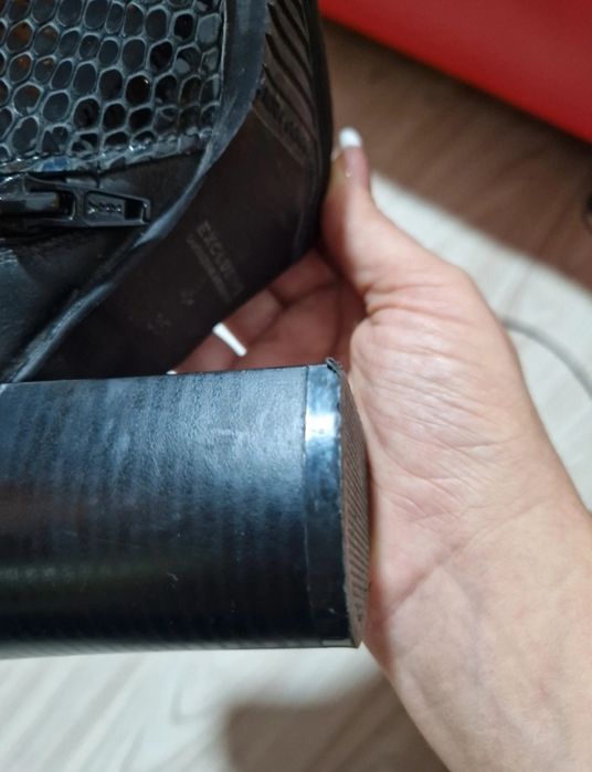 Botine scurte din piele