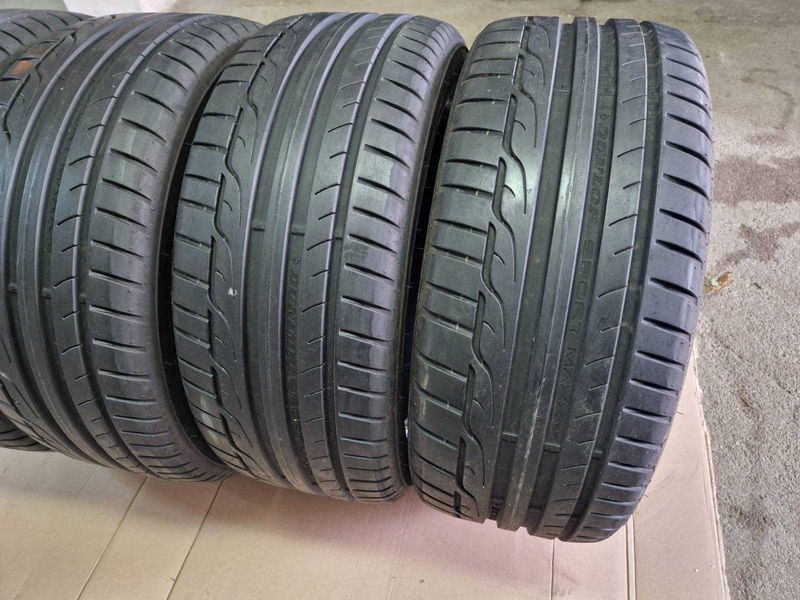 2 Dunlop R17 225/45/ 
летни гуми DOT0220