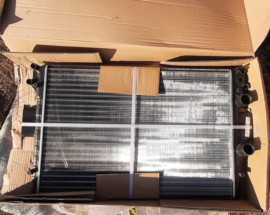 Radiator și termostat iveco daily