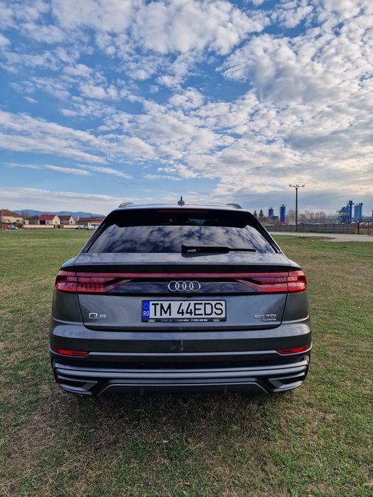 De vanzare Audi Q8 SLine TVA deductibil