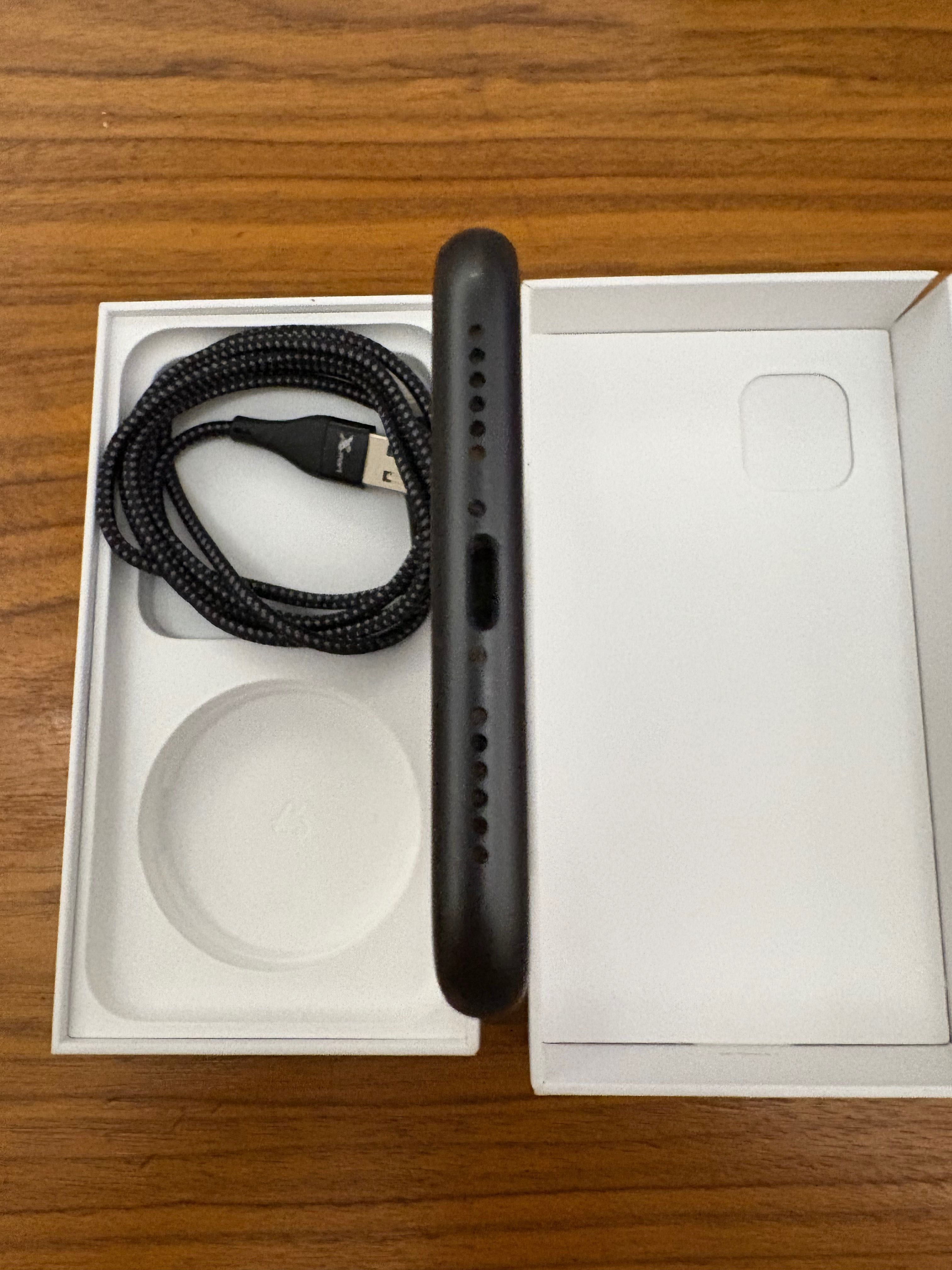 iPhone 11 64GB Black