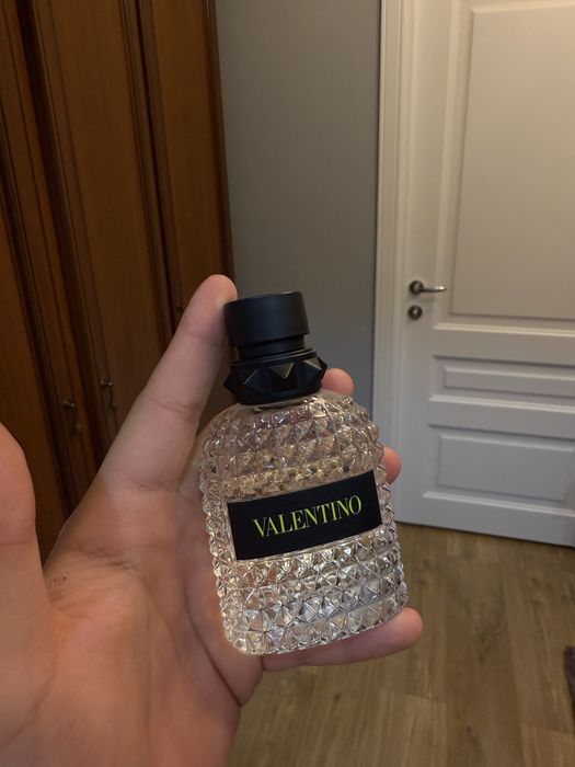 Valentino born in roma uomo yellow dream