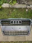 Grila bara si proiectoare audi a4 b8