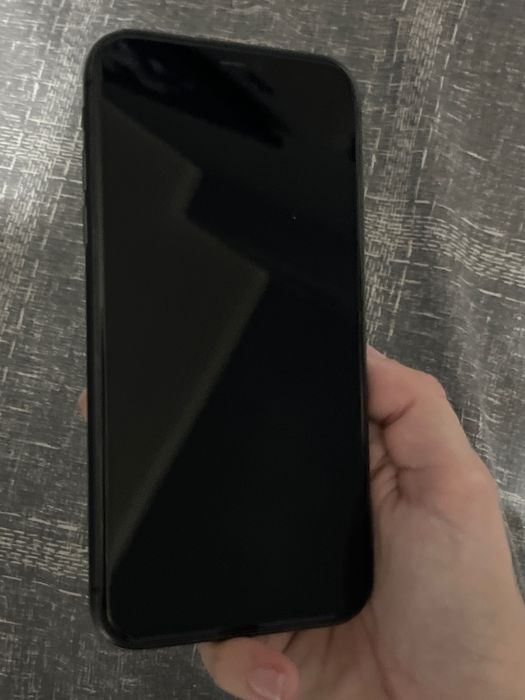 Iphone 11 запазен