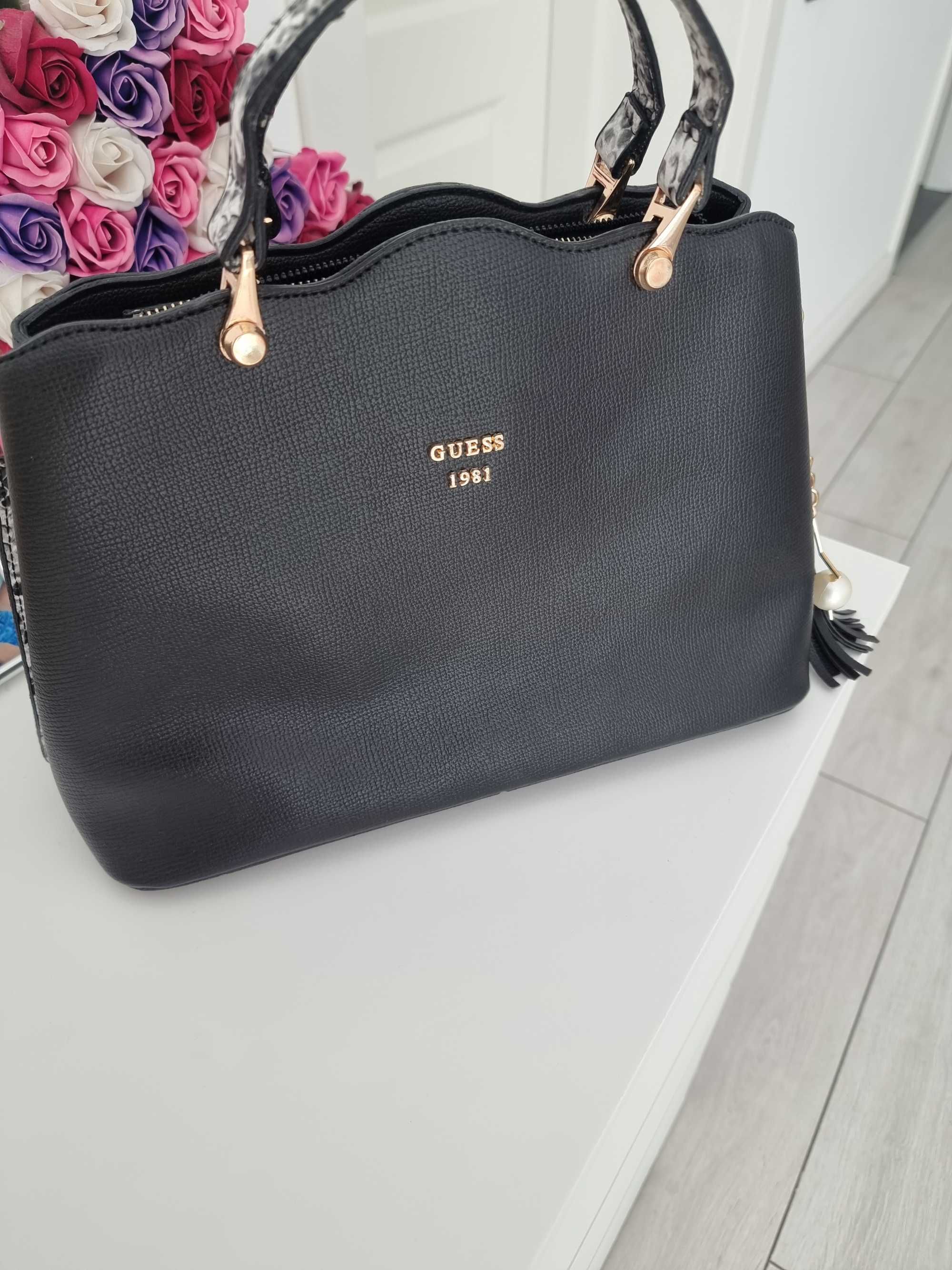 Geanta noua Guess,fara eticheta