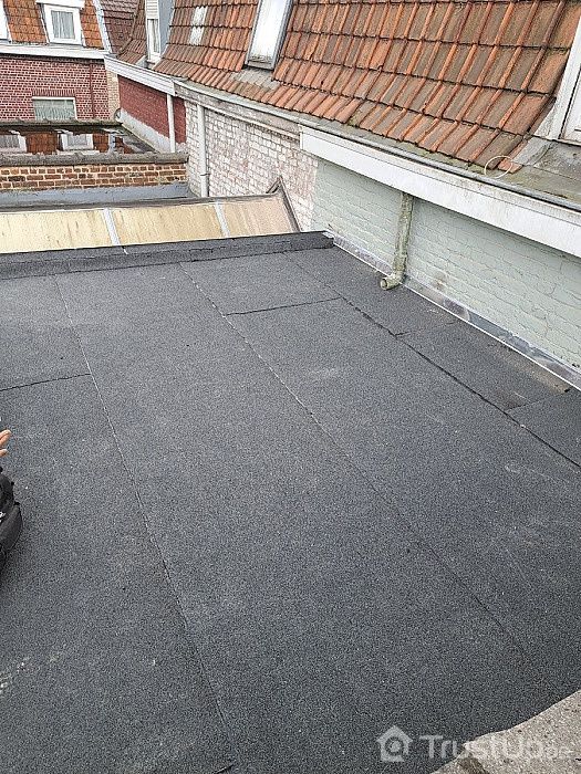 Executăm lucrări Acoperisuri si izolație mansardarii