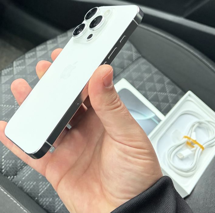 iPhone 16 Pro 256 GB White Titanium 36м гаранция Йетел нов