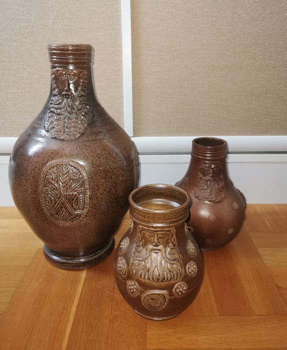 Антикварни стомни тип "Бартман" или Белармин цената е за трите броя