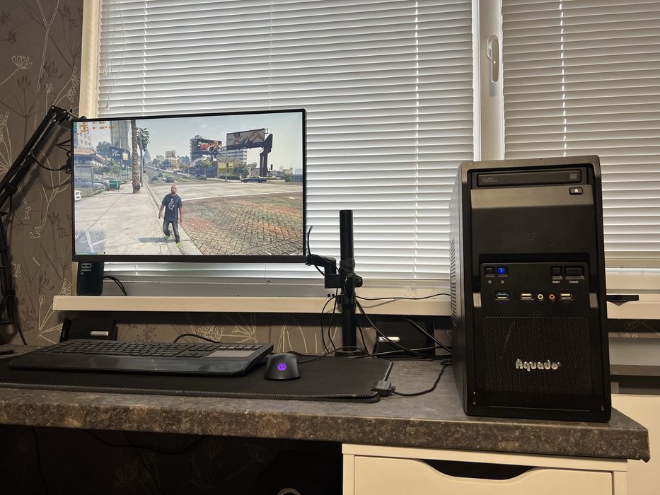 Геймърски Компютър / i5 2500k / 8GB Ram / GTX 1060 / SSD