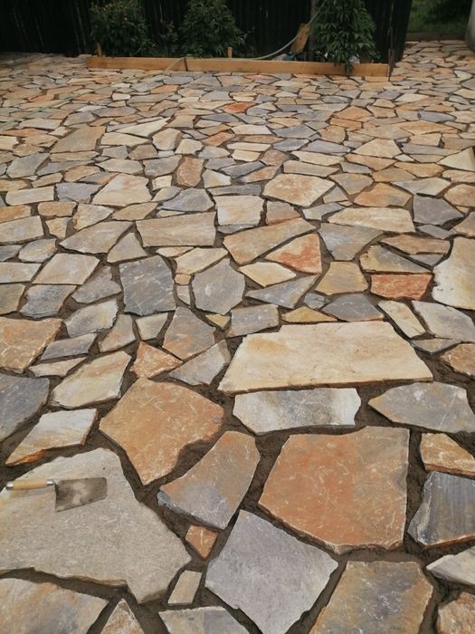 Piatra naturala pentru pavaje grele și placări