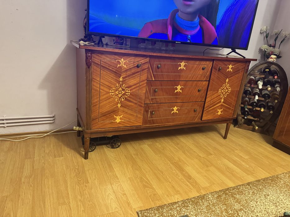 Mobila miraj, stare foarte buna.