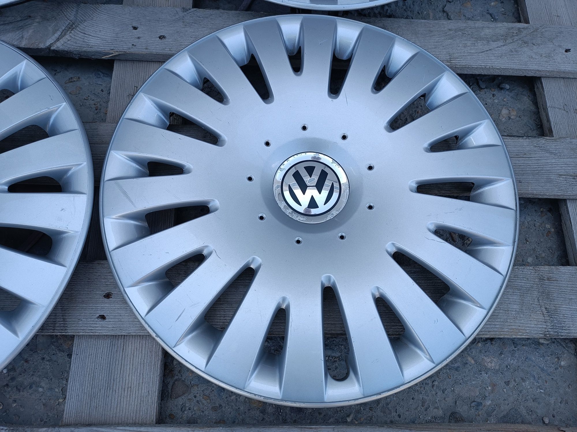 Оригинални тасове VW 16 цола