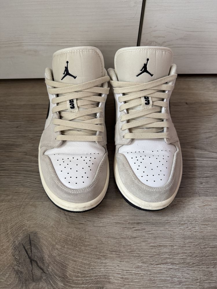 Air Jordan 1 low premium