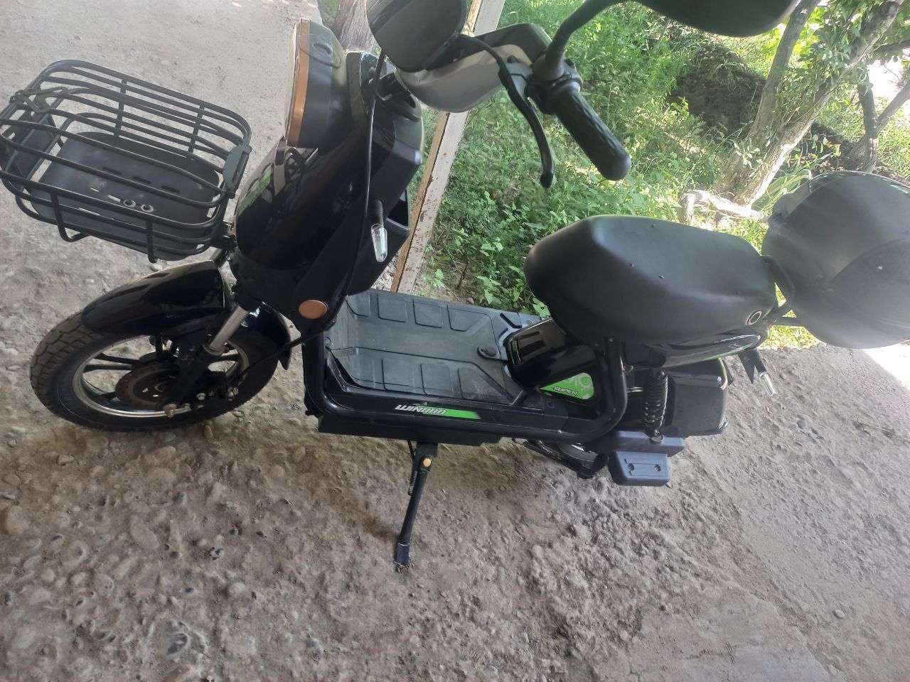 Elektro skuter sotiladi