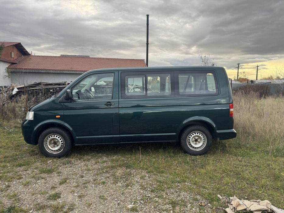 Volkswagen T5 caravelle