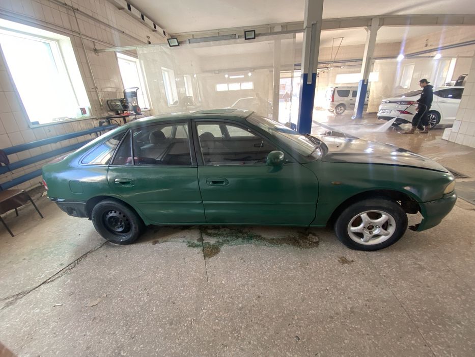 Продам машину митсубиси галант