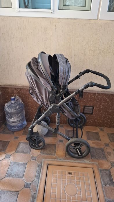 Детская коляска. Трансформер.