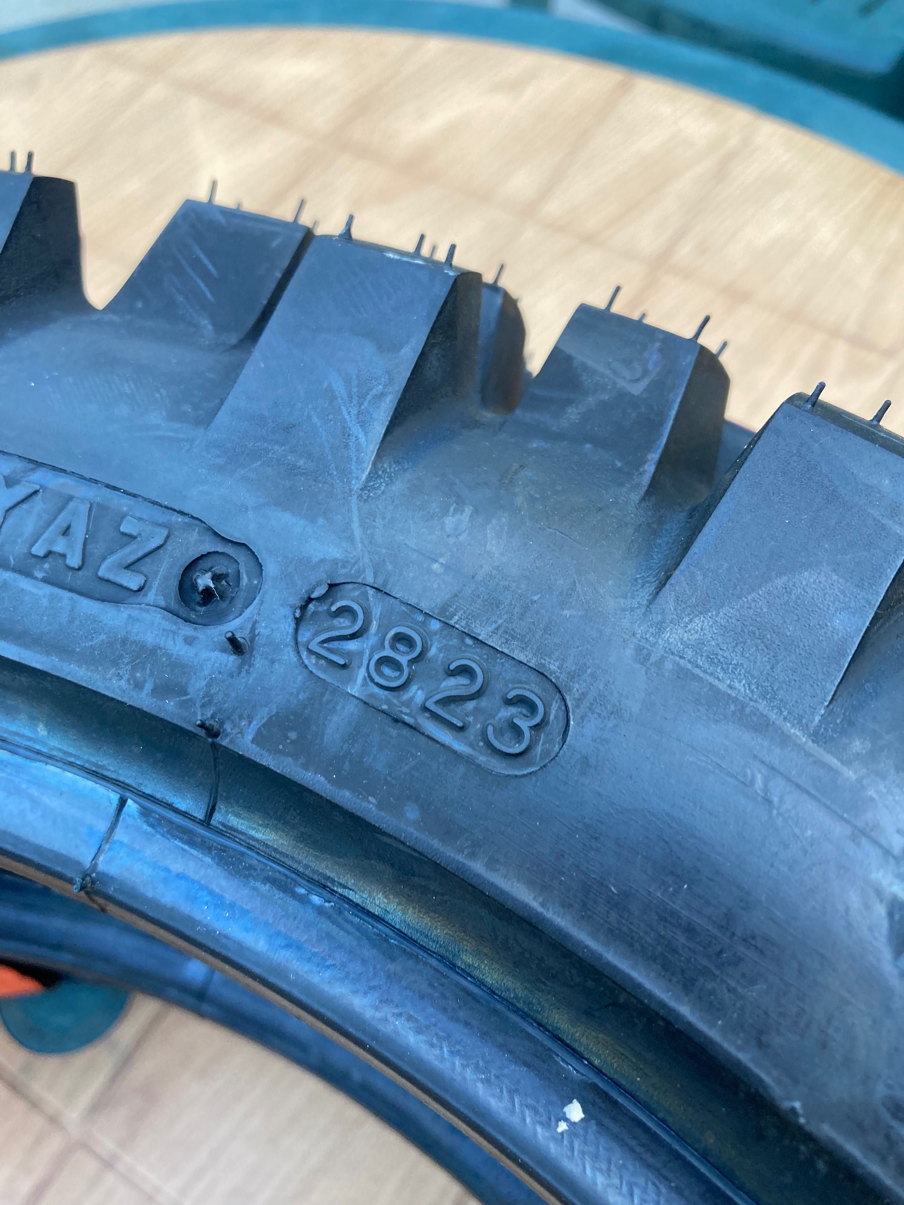 Кросови задни гуми Maxxis