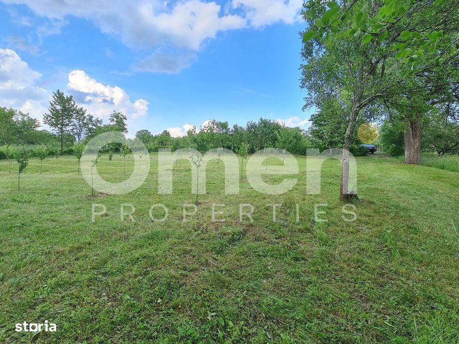 Teren intravilan în Vălenii Șomcutei, în suprafață de 1.700 mp