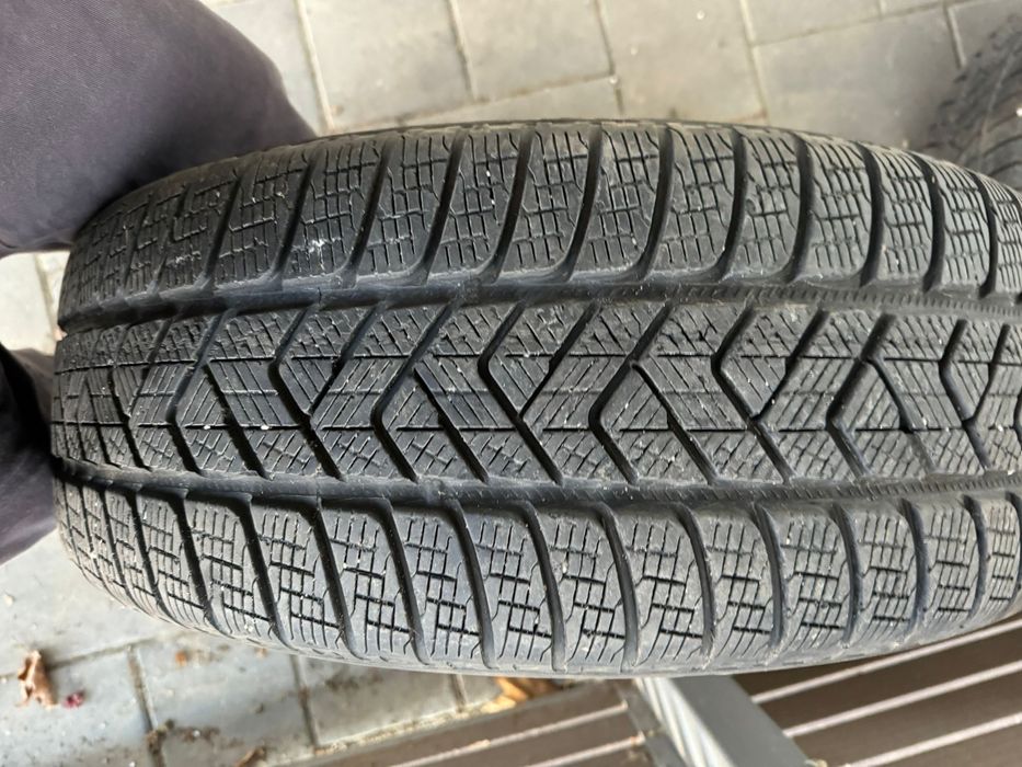 Jante Volvo 19 Fenrir si cauciucuri Pirelli Scorpion