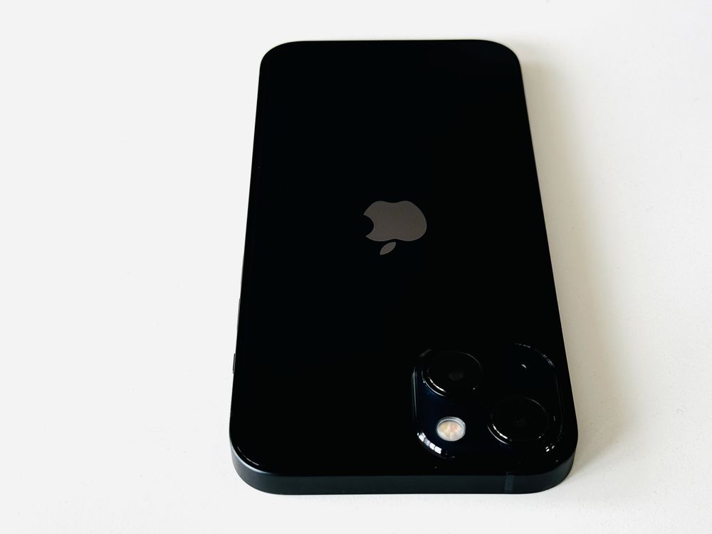 НОВ! Iphone 13 256GB Black 100% Батерия! Гаранция 1 година