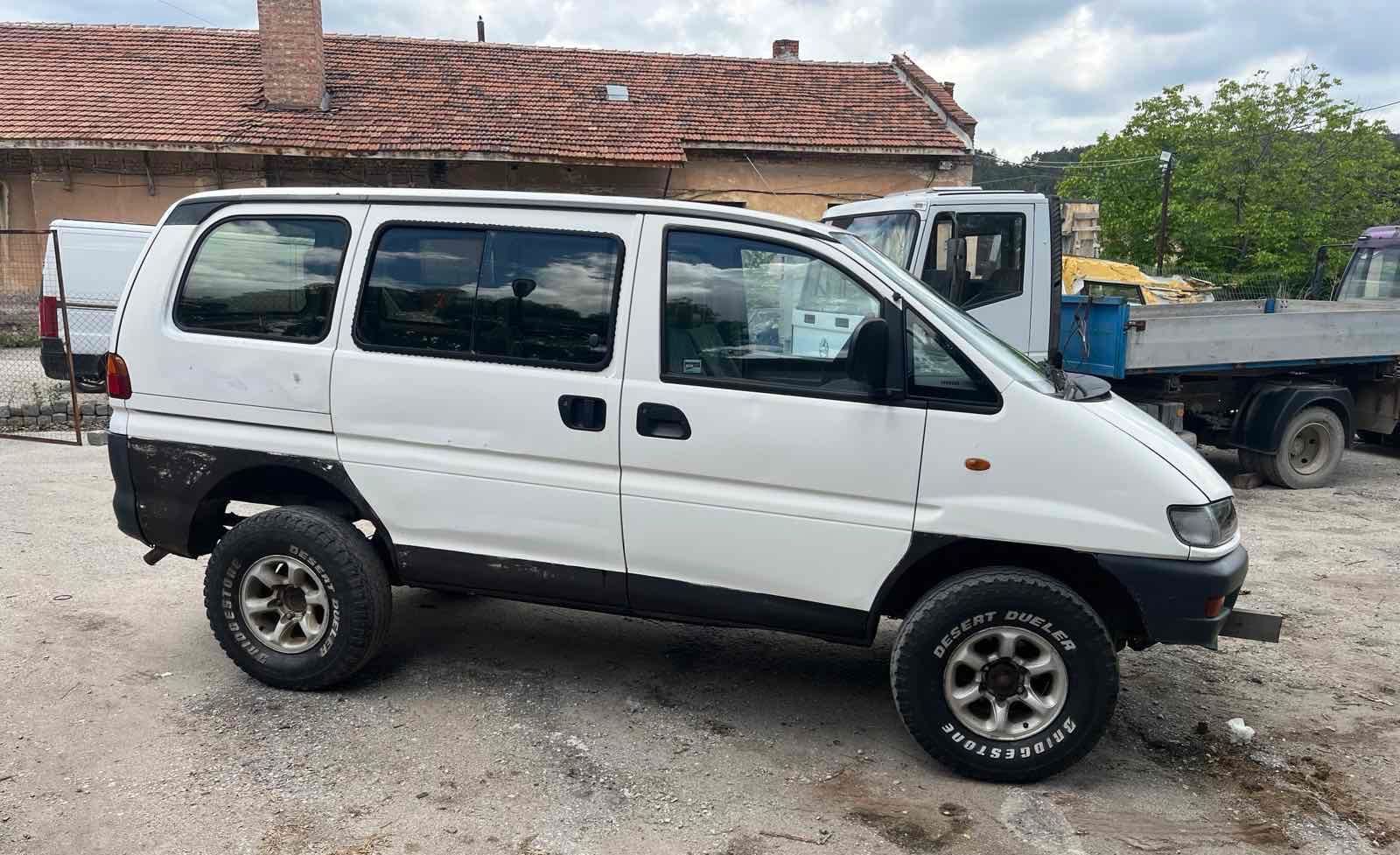Mitsubishi L 400 / 2000г.
