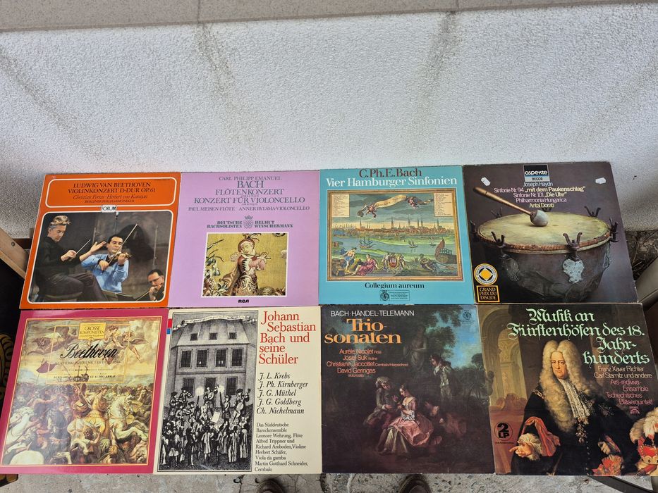 Vând 150LP Discuri Vinil colectie muzica clasica compozitori celebrii