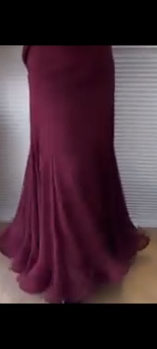 Продам новую, нарядную, юбку, макси длины