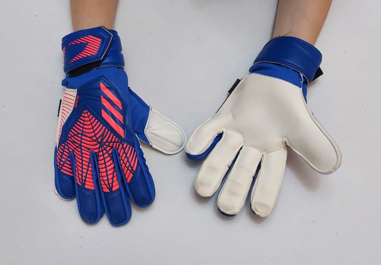 Mănuși de portar noi ADIDAS Predator Match FS Fingersave, mărimea 7