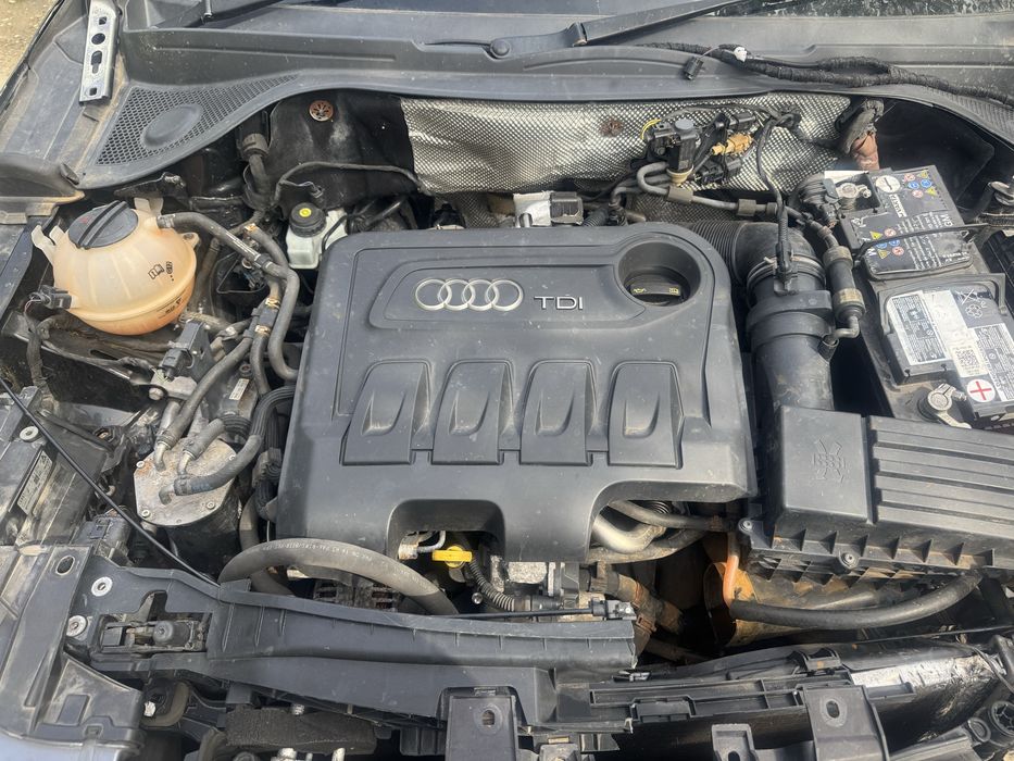 Dezmembrez Audi Q3 Sline 2015 2.0 tdi CFFB quattro LY9T