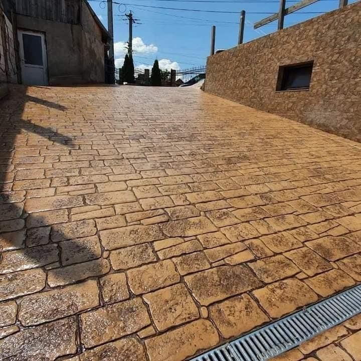 Beton amprentat  , elicopterizat, măturat și vertical