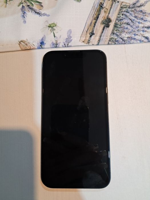 Schimb iphone 13 128gb pe un alt telefon parolă uitata ,s au 9 milioan