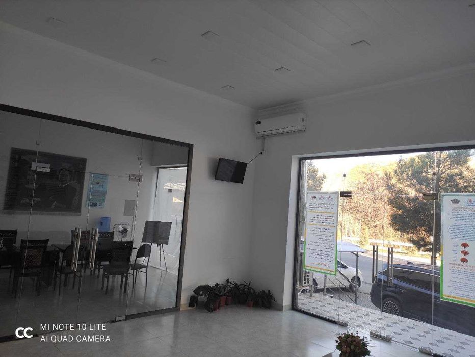 Продаётся помещение вдоль дороги  возле Сиаб базара!