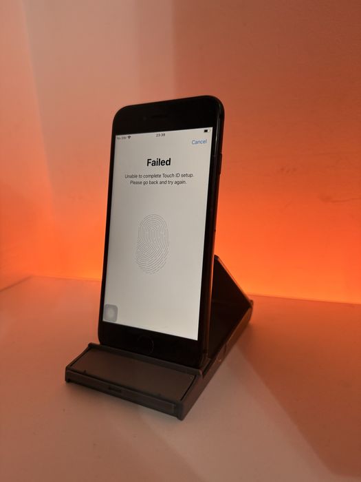 Vand iphone 8 64gb