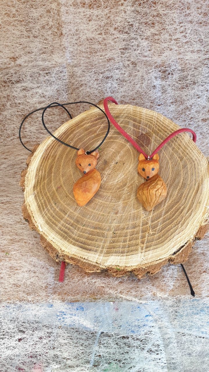 Medalion dragut sculptura lemn vulpe