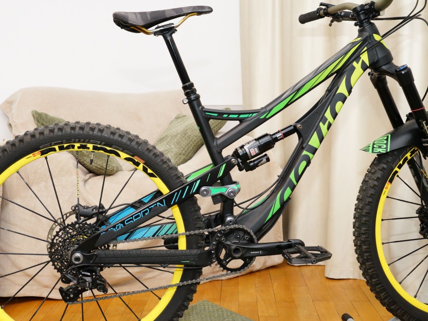 Bicicleta full suspension enduro DeVinci Spartan