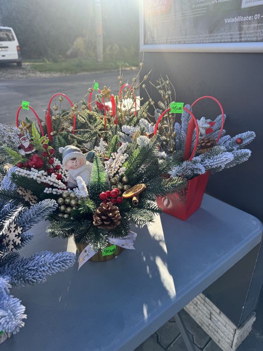 Aranjamente Craciun de la 45lei pana la 150lei