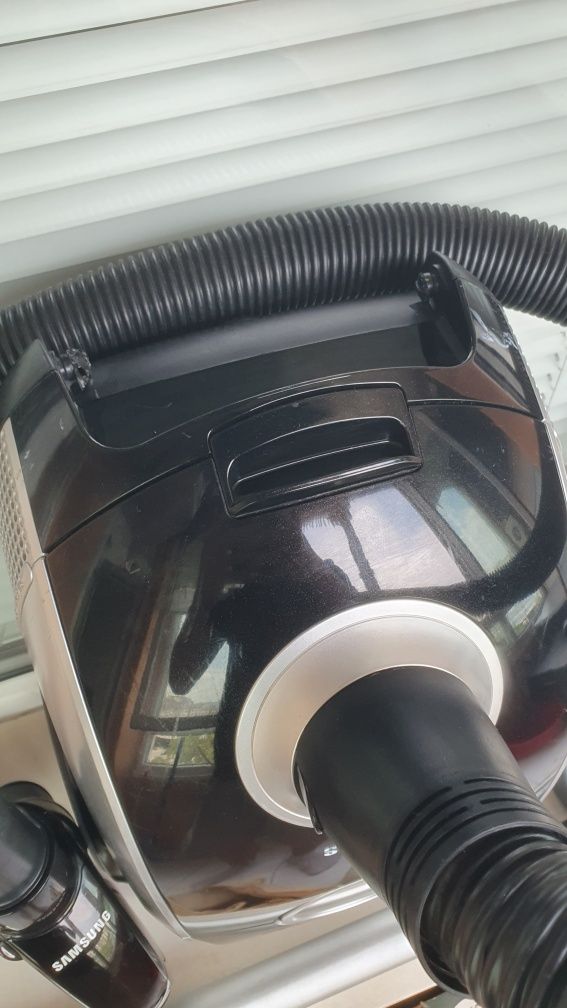 Прахосмукачка Samsung SC6340 с дистанционно