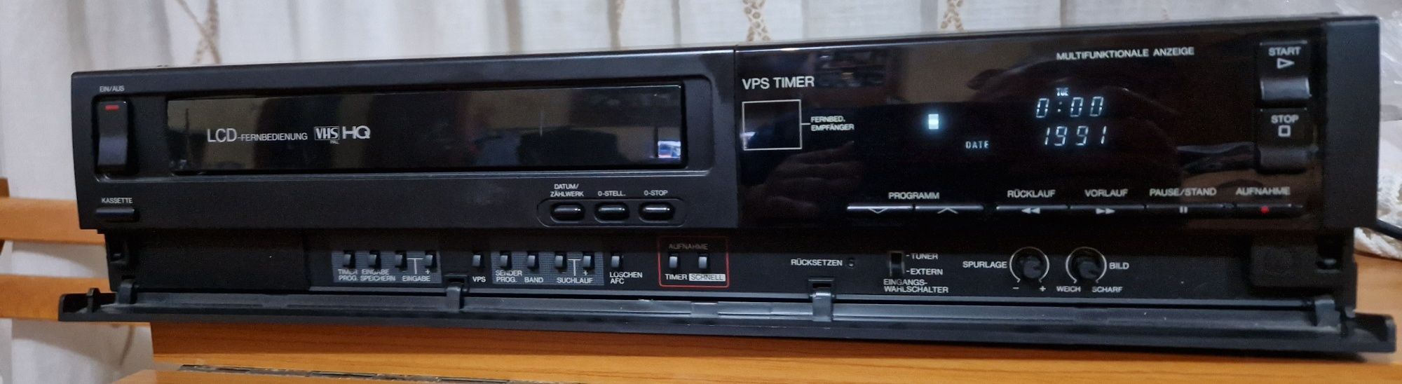 Aparat Video Recorder. VHS.Univesum.