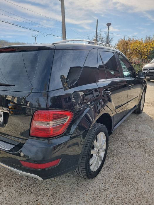 Mercedes Benz  ML