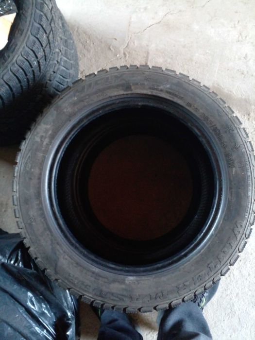 Vand 4 anvelope de iarna 205 / 55 R16 91H