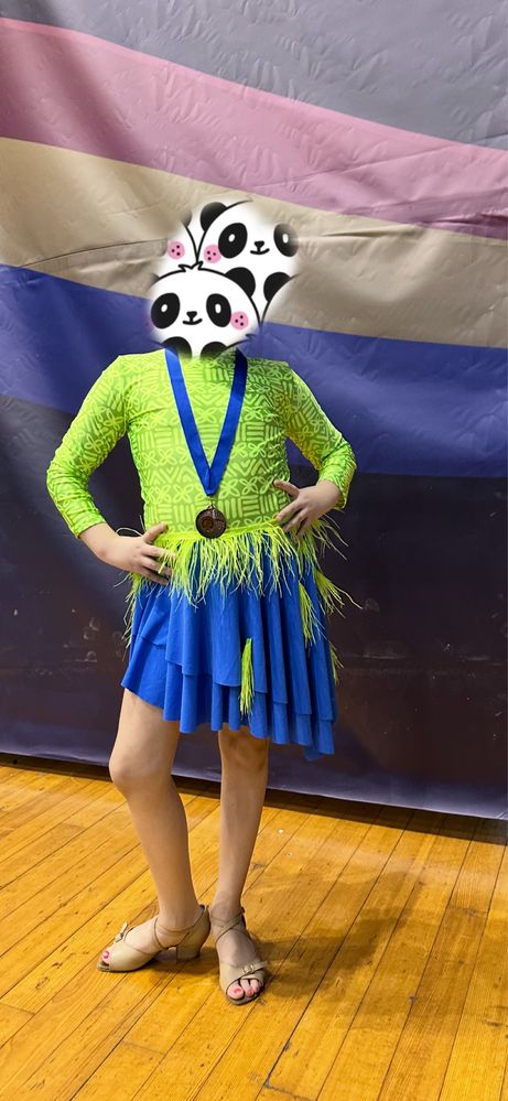 Rochie dans sportiv fete 8-9 ani